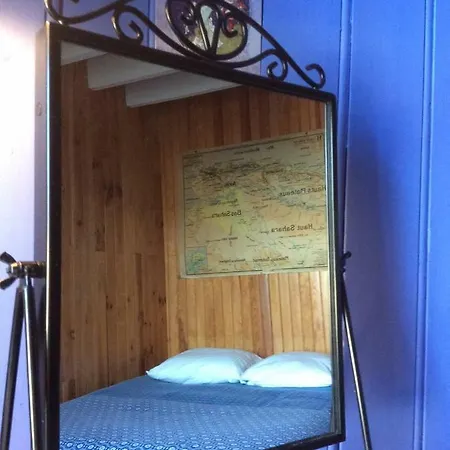 House Lydie Telegraphe *