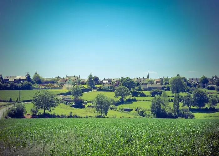 House Lydie Télégraphe * Montpinchon