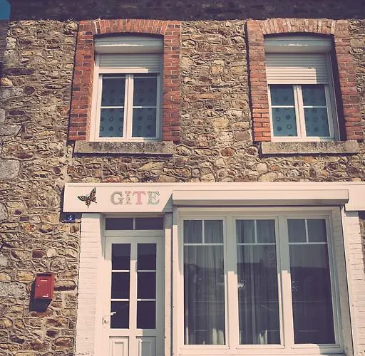 House Lydie Télégraphe Hébergement de vacances *