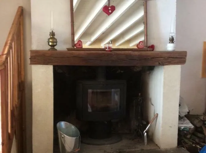 House Lydie Télégraphe * Montpinchon