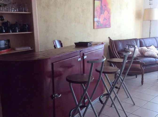 House Lydie Télégraphe Montpinchon