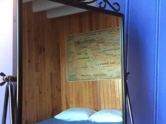 House Lydie Télégraphe *